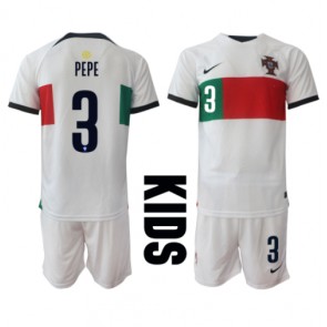Portugal Pepe #3 Udebanesæt Børn VM 2022 Kort ærmer (+ korte bukser)